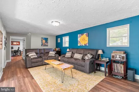 Living - 300 Tennessee Ave, Pasadena, MD 21122 photo 1 of 1