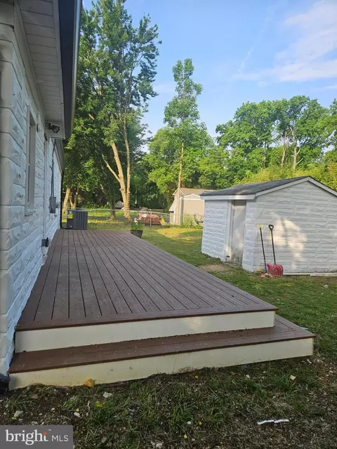 Other - 7618 Paradise Beach Rd, Pasadena, MD 21122 photo 14 of 16