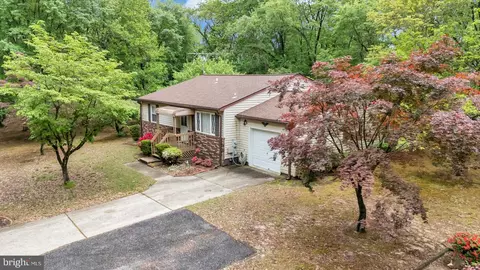 903 Fawn Ave, Pasadena, MD 21122 photo 3
