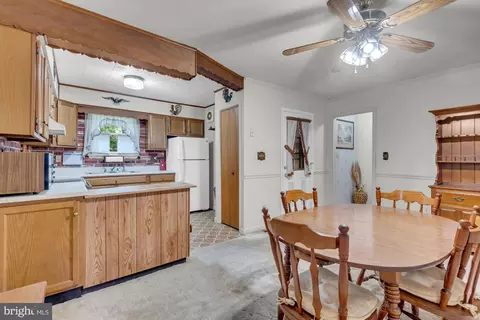 903 Fawn Ave, Pasadena, MD 21122 photo 6