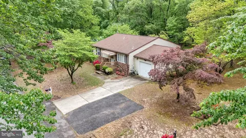 903 Fawn Ave, Pasadena, MD 21122 photo 2