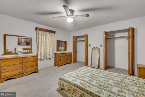 903 Fawn Ave, Pasadena, MD 21122 photo 8