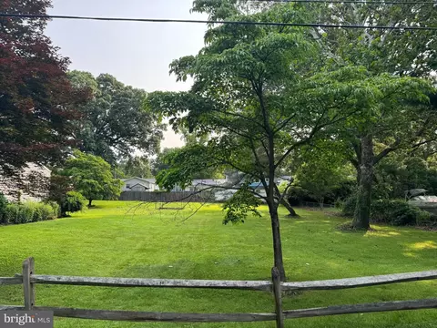 29 Collison Rd, Annapolis, MD 21401