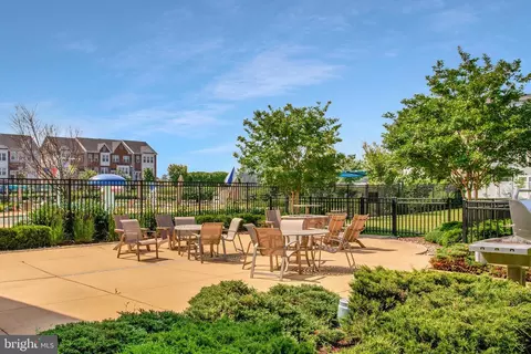 View/Area - 2123 Nottoway Dr, Hanover, MD 21076 photo 1 of 2