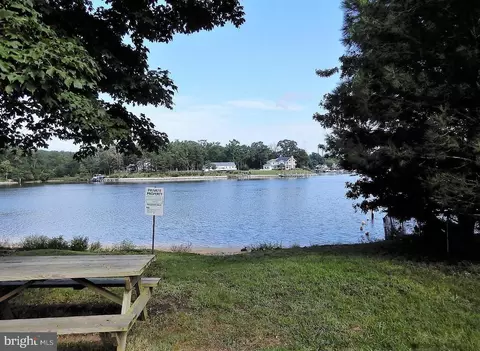 7638 Laurel Dr, Pasadena, MD 21122 photo 39