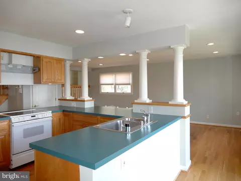 7638 Laurel Dr, Pasadena, MD 21122 photo 19