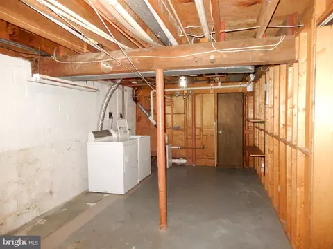 7638 Laurel Dr, Pasadena, MD 21122 photo 35