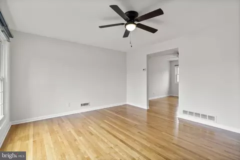 Living - 5101 4th St, Baltimore, MD 21225 photo 3 of 5