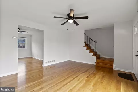Living - 5101 4th St, Baltimore, MD 21225 photo 2 of 5