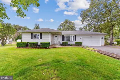 784 Jennie Dr, Severn, MD 21144
