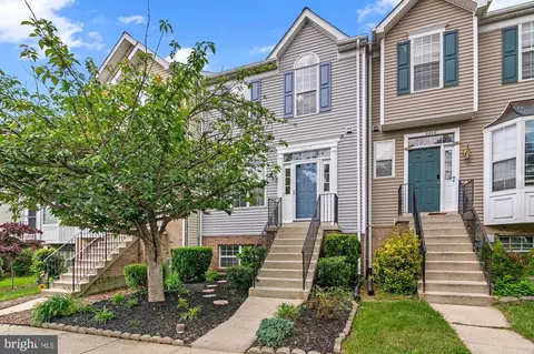 2207 Montauk Dr, Crofton, MD 21114