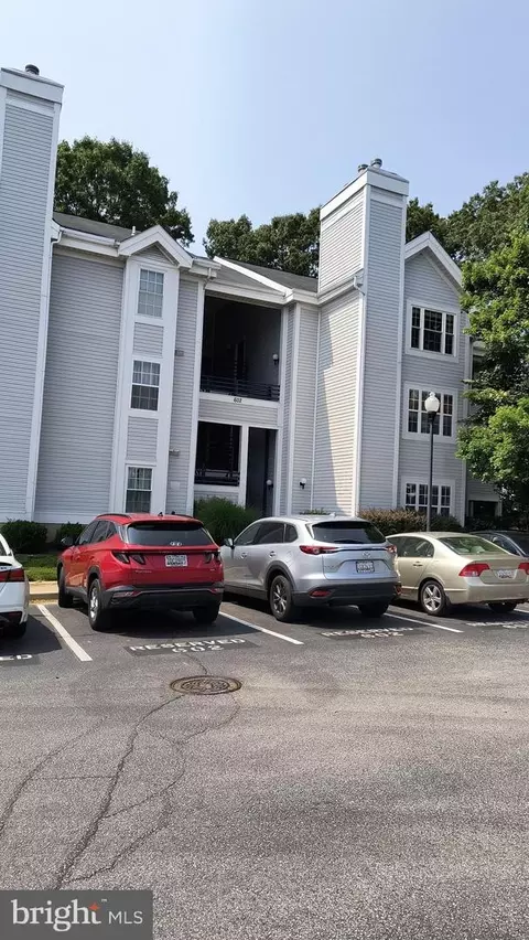 602 Moonglow Rd #202, Odenton, MD 21113