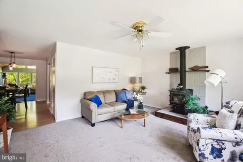 Living - 1590 Long Point Rd, Pasadena, MD 21122 photo 1 of 1