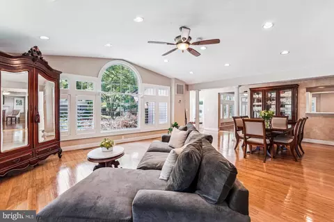 3140 Anchorage Dr, Annapolis, MD 21403 photo 4