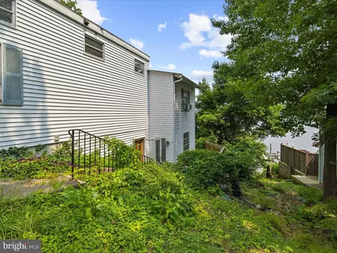 8 Shore Walk Rd, Riva, MD 21140 photo 3