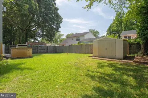 Exterior - 3664 5th Ave, Edgewater, MD 21037 photo 2 of 8