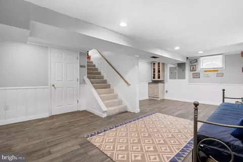 Entry Way - 3664 5th Ave, Edgewater, MD 21037 photo 11 of 13