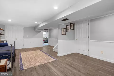 Entry Way - 3664 5th Ave, Edgewater, MD 21037 photo 10 of 13