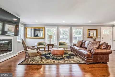 Living - 114 Calhoun St, Edgewater, MD 21037 photo 1 of 1
