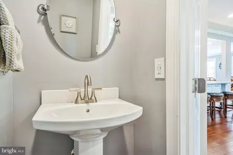 Entry Way - 114 Calhoun St, Edgewater, MD 21037 photo 3 of 3