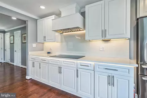 Kitchen - 114 Calhoun St, Edgewater, MD 21037 photo 4 of 5