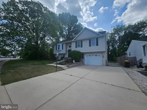 1139 Bradley Rd, Pasadena, MD 21122 photo 36