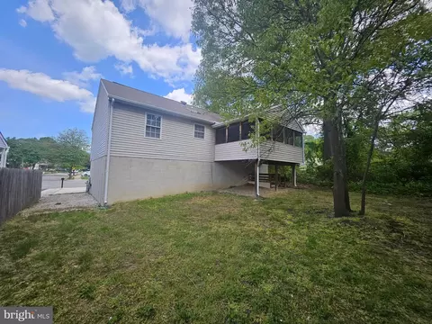 1139 Bradley Rd, Pasadena, MD 21122 photo 31