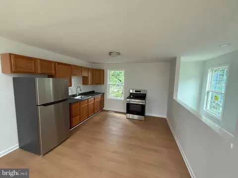 200 Oak Dr, Pasadena, MD 21122 photo 49
