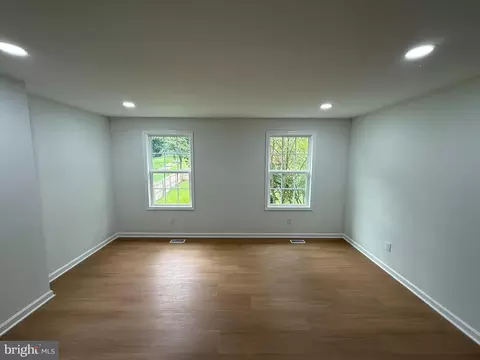 200 Oak Dr, Pasadena, MD 21122 photo 50