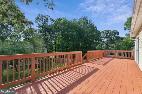 200 Oak Dr, Pasadena, MD 21122 photo 41