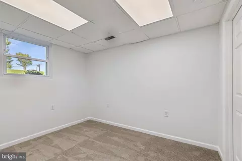 200 Oak Dr, Pasadena, MD 21122 photo 19