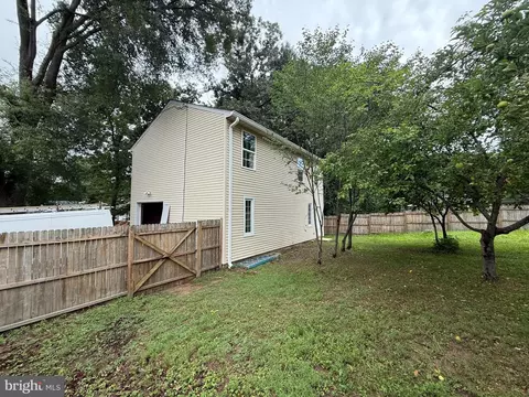 200 Oak Dr, Pasadena, MD 21122 photo 47