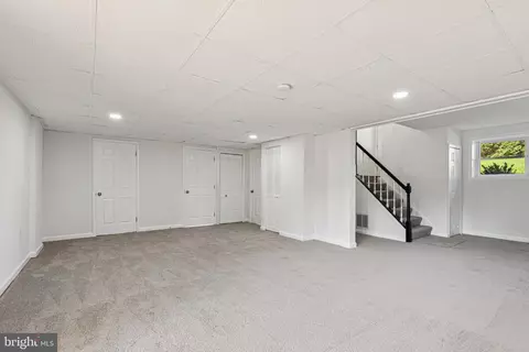 200 Oak Dr, Pasadena, MD 21122 photo 23