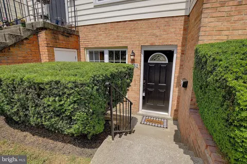 1752 Copley Ct, Crofton, MD 21114