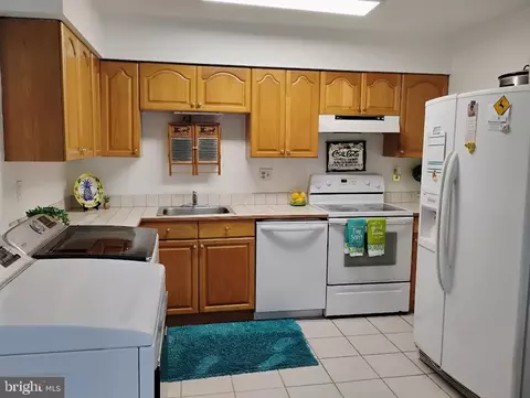 1088 Notley Ct, Pasadena, MD 21122 photo 7