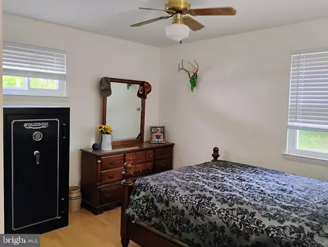 1088 Notley Ct, Pasadena, MD 21122 photo 18