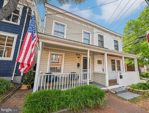 104 South St, Annapolis, MD 21401