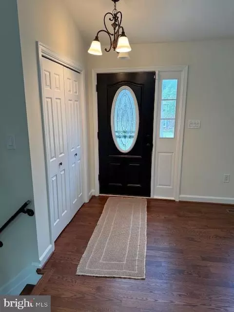 Entry Way - 1247 Silver Run Dr, Pasadena, MD 21122 photo 1 of 7