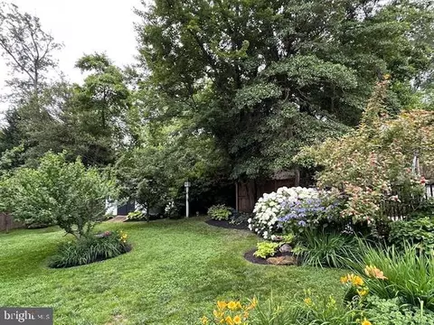 Exterior - 1247 Silver Run Dr, Pasadena, MD 21122 photo 10 of 33