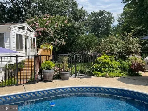Exterior - 1247 Silver Run Dr, Pasadena, MD 21122 photo 26 of 33