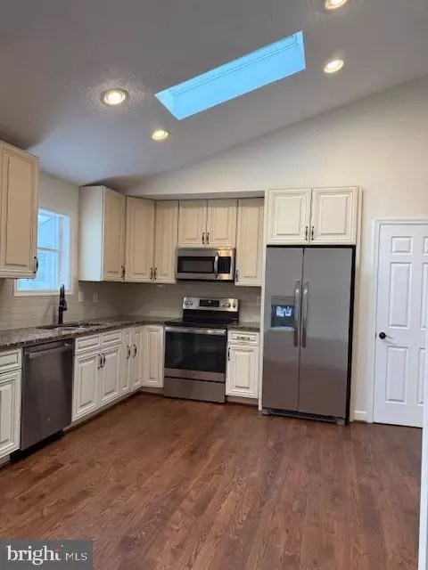 Kitchen - 1247 Silver Run Dr, Pasadena, MD 21122 photo 1 of 3