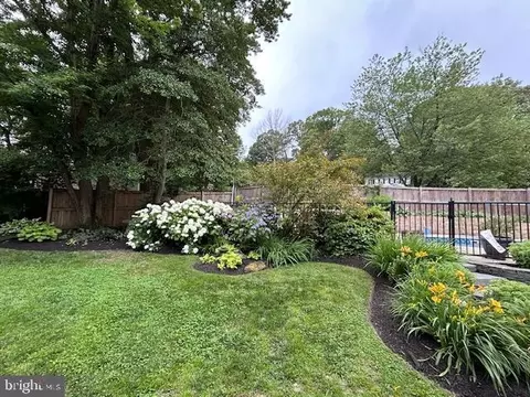 Exterior - 1247 Silver Run Dr, Pasadena, MD 21122 photo 15 of 33