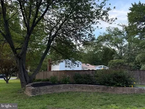 Exterior - 1247 Silver Run Dr, Pasadena, MD 21122 photo 6 of 33