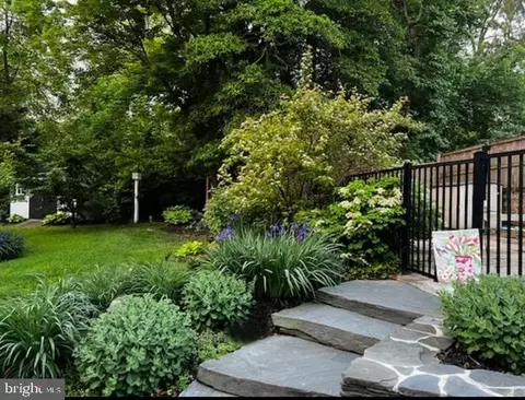 Exterior - 1247 Silver Run Dr, Pasadena, MD 21122 photo 19 of 33