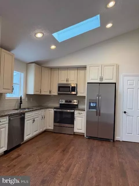 Kitchen - 1247 Silver Run Dr, Pasadena, MD 21122 photo 3 of 3