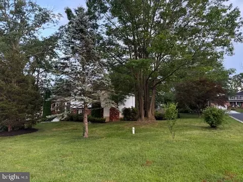 Exterior - 1247 Silver Run Dr, Pasadena, MD 21122 photo 4 of 33