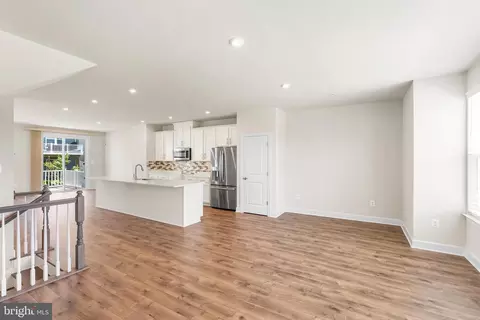 2270 Haw River Rd, Hanover, MD 21076 photo 9