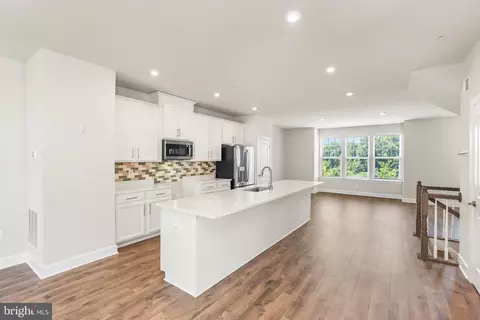 2270 Haw River Rd, Hanover, MD 21076 photo 15
