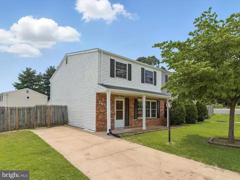 7975 Quail Ct, Glen Burnie, MD 21061
