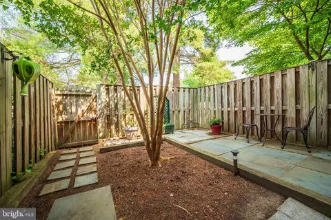 Exterior - 1672 Ridgely Ct, Crofton, MD 21114 photo 1 of 5